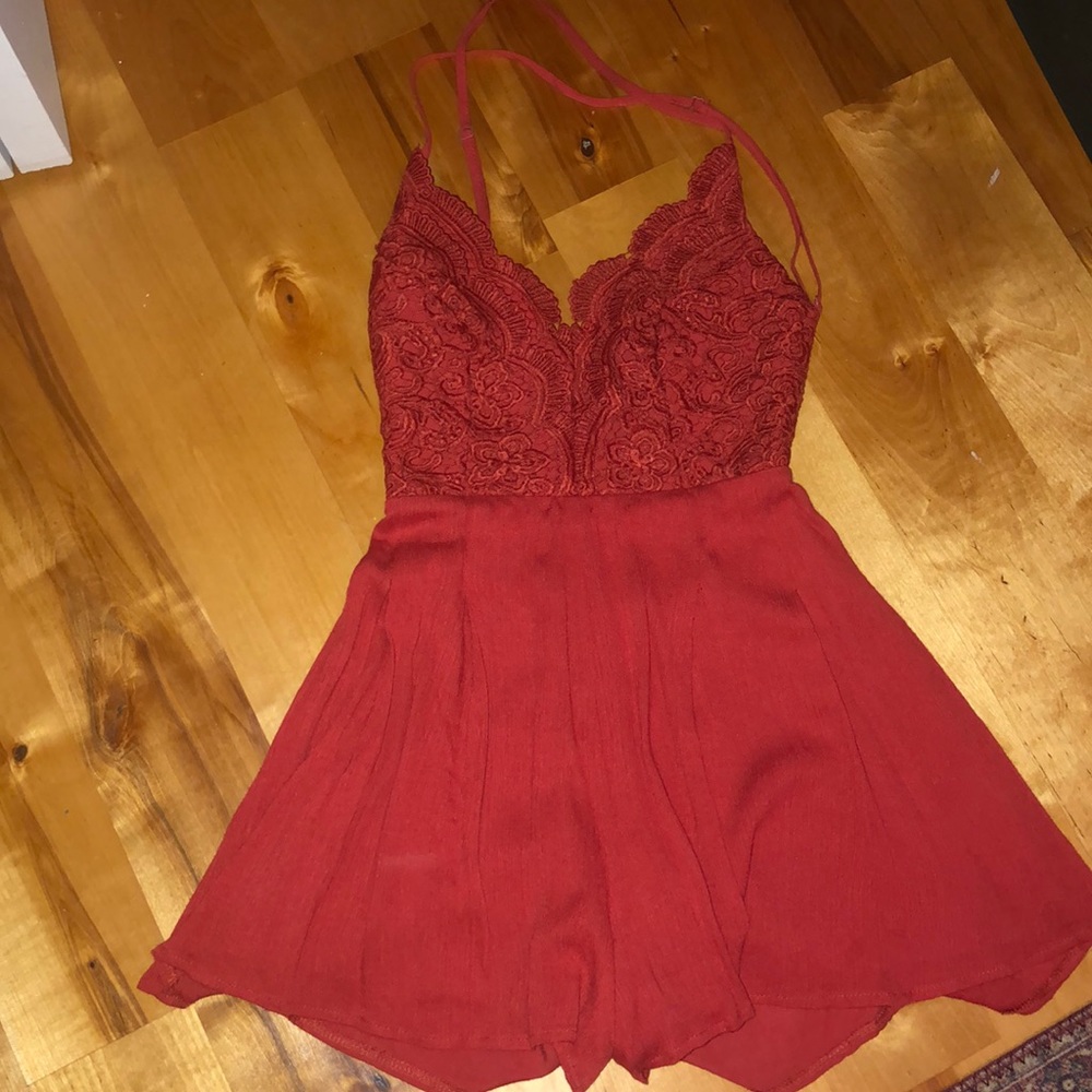 Lace detail orange/red romper